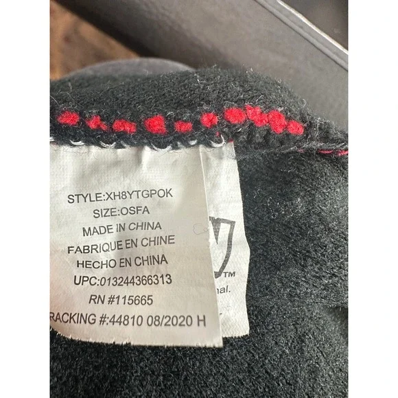 Pokemon Beanie Winter Hat OSFA - Picture 3 of 3